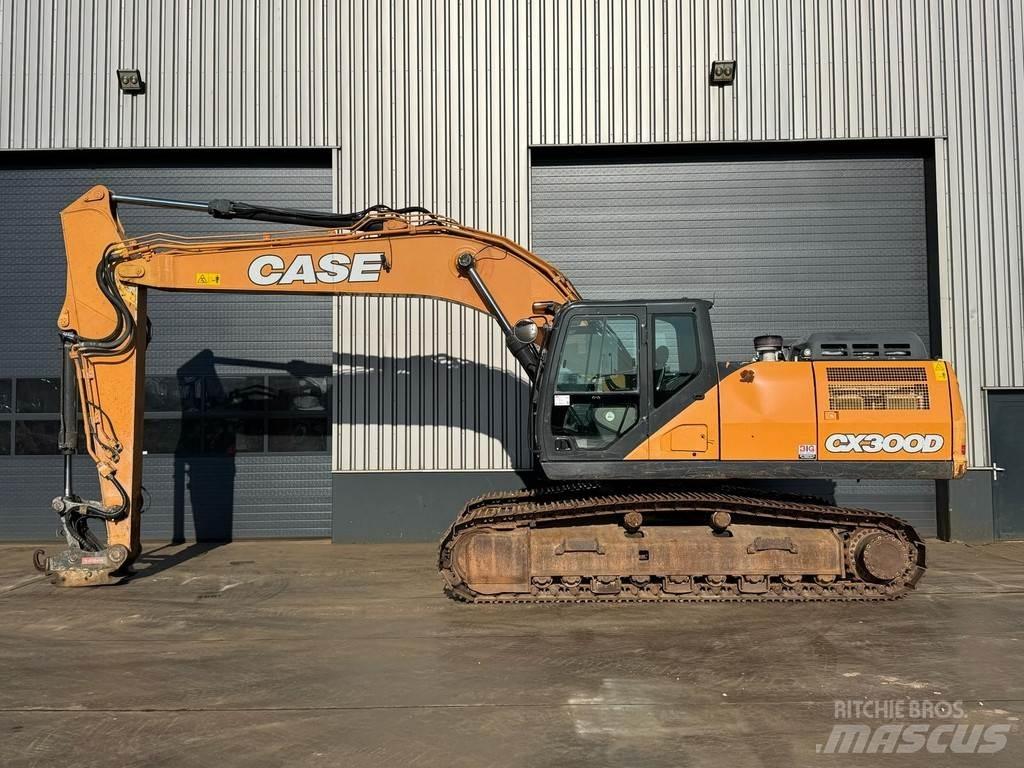 CASE CX300D Гусеничные экскаваторы