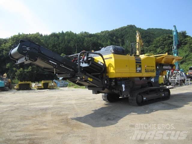 Komatsu BR380JG-3 Мобильные дробилки