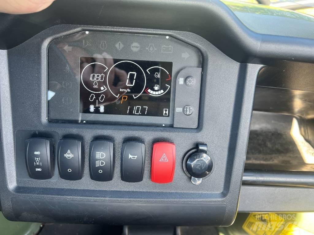 John Deere 855 Коммунальные машины