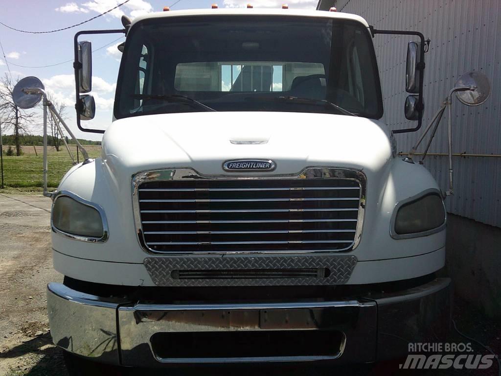 Freightliner M2 Шасси с кабиной