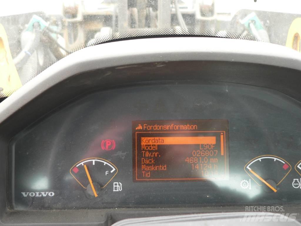 Volvo L 90 F Фронтальные погрузчики