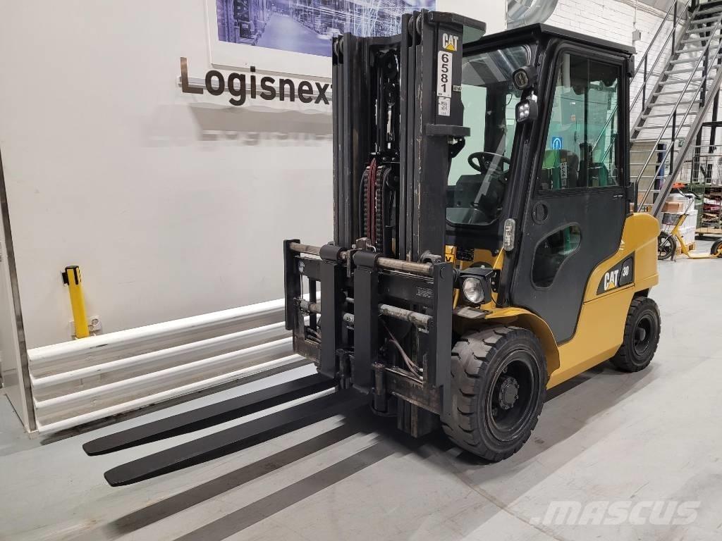 CAT DP 30 N Дизельные погрузчики