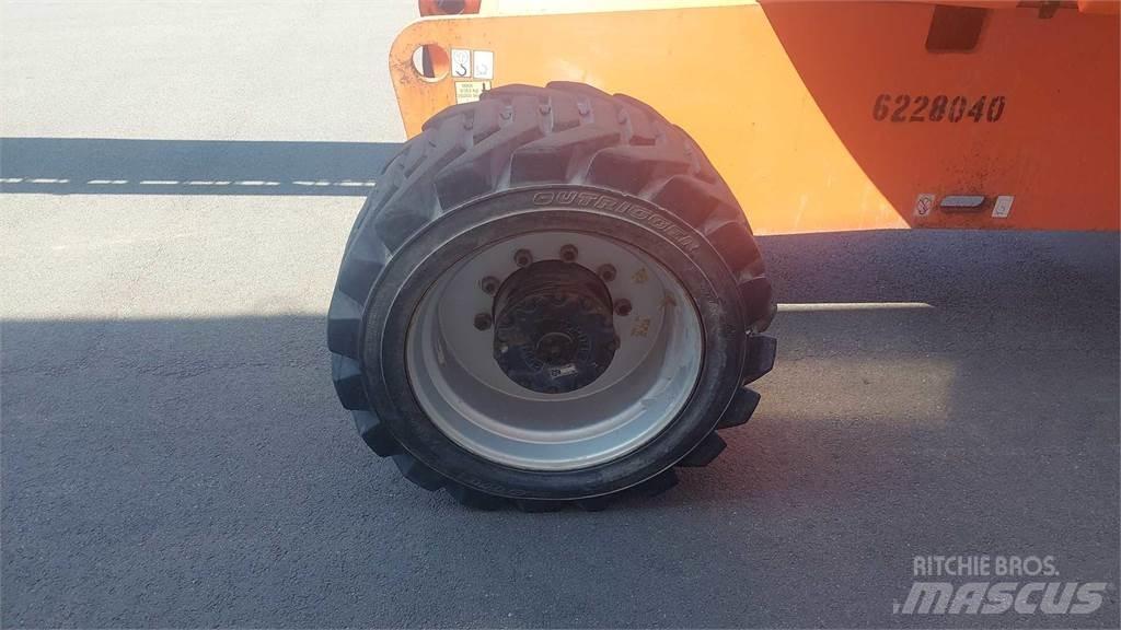 JLG 860SJ Телескопические подъемники