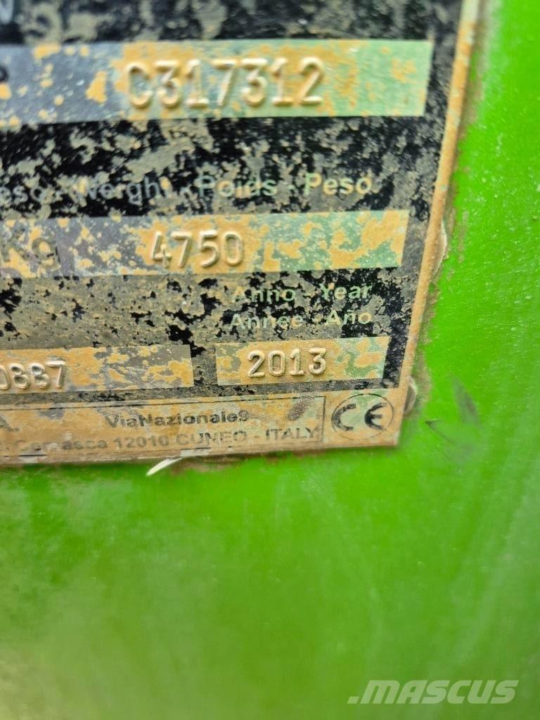Merlo P 25.6 Телескопические погрузчики