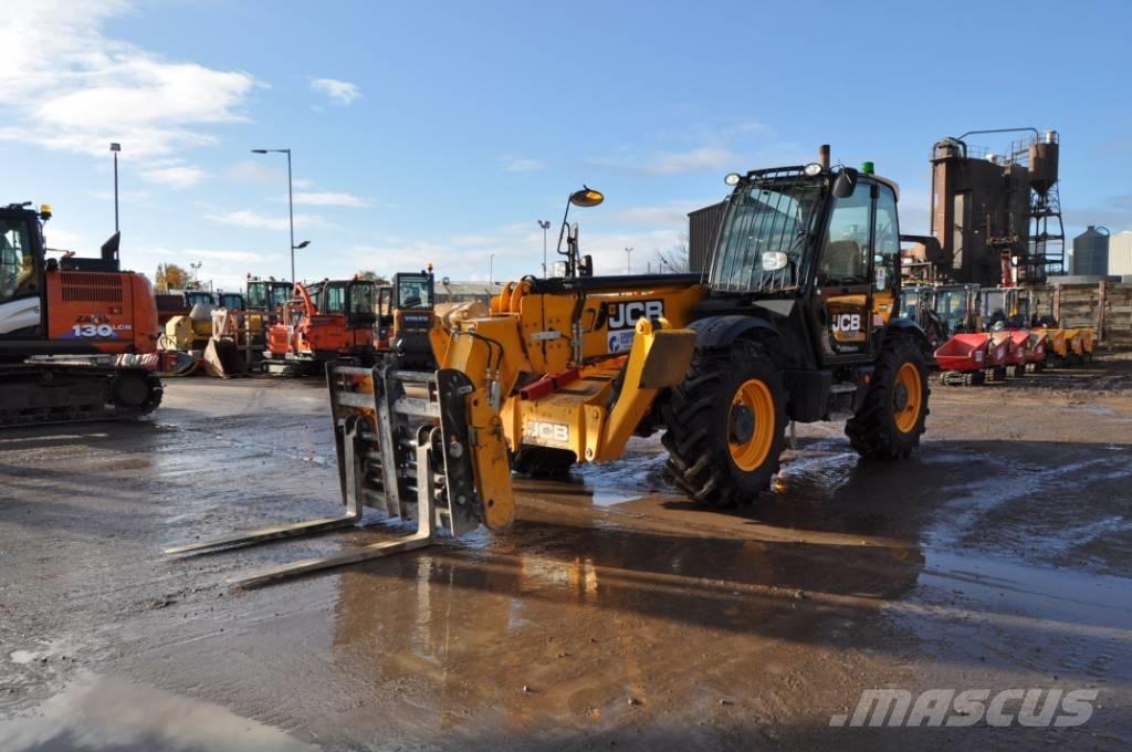 JCB 540-140 Телескопические погрузчики