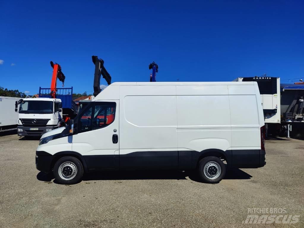 Iveco Daily 35 S 14 Изотермический фургон