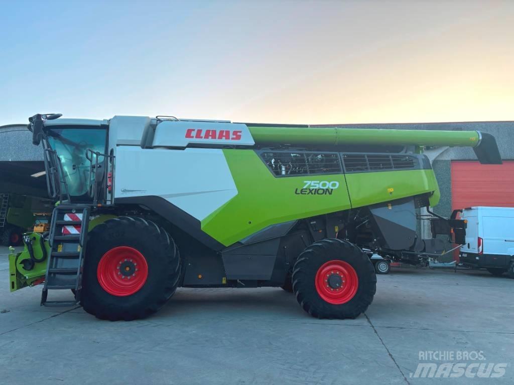 CLAAS Lexion 7500 Зерноуборочные комбайны