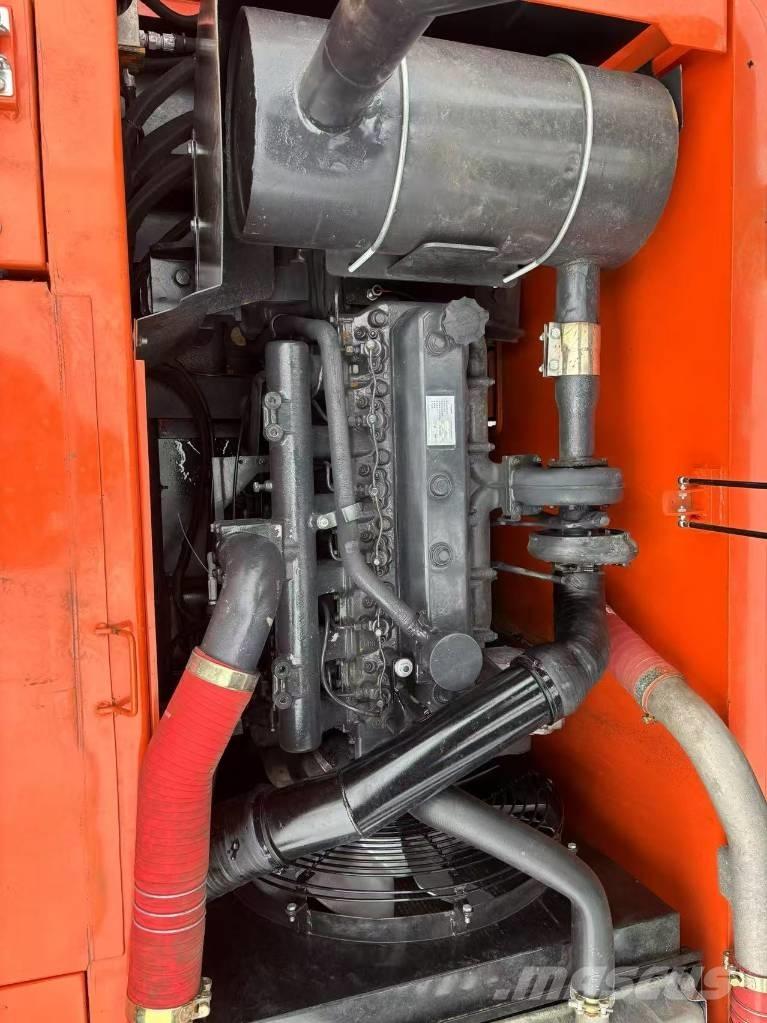 Doosan 225 LCA Гусеничные экскаваторы