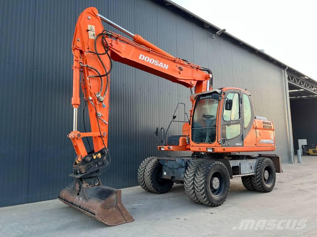 Doosan DX170W Колёсные экскаваторы