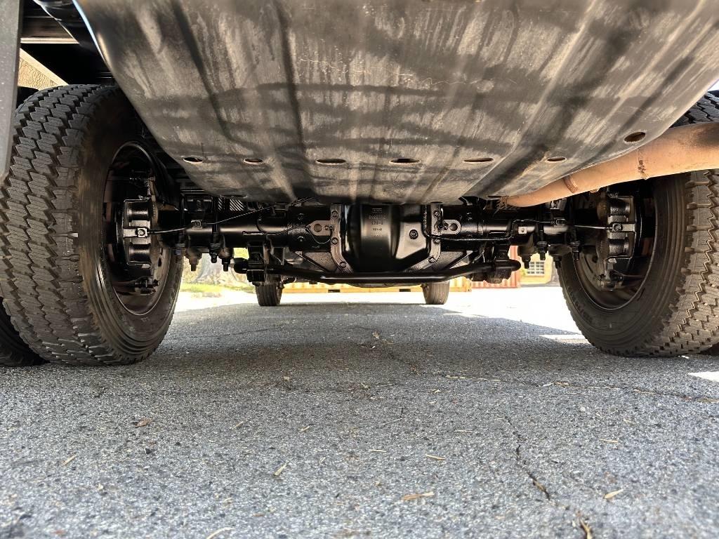 Ford F 550 Грузовики-Щеповозы