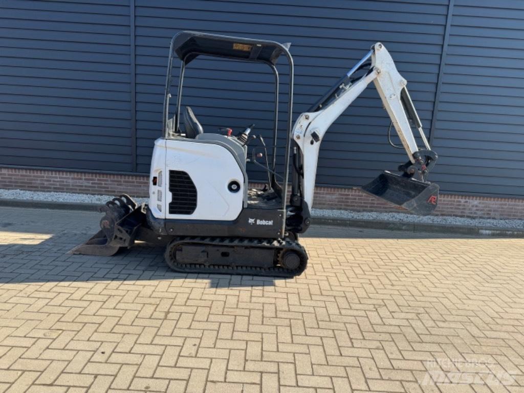 Bobcat E 17 Мини-экскаваторы
