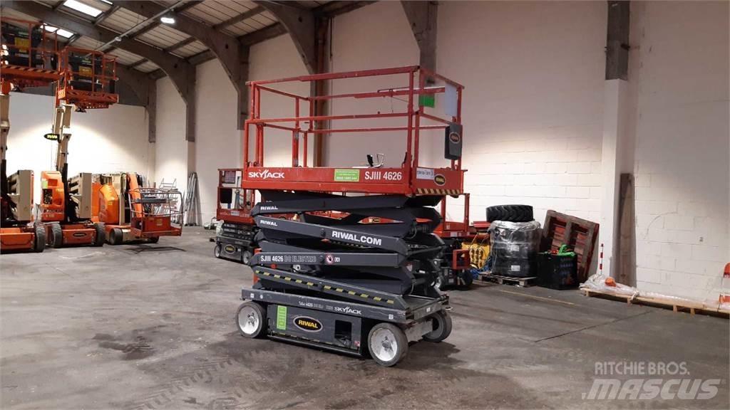 SkyJack SJIII4626 Ножничные подъемники