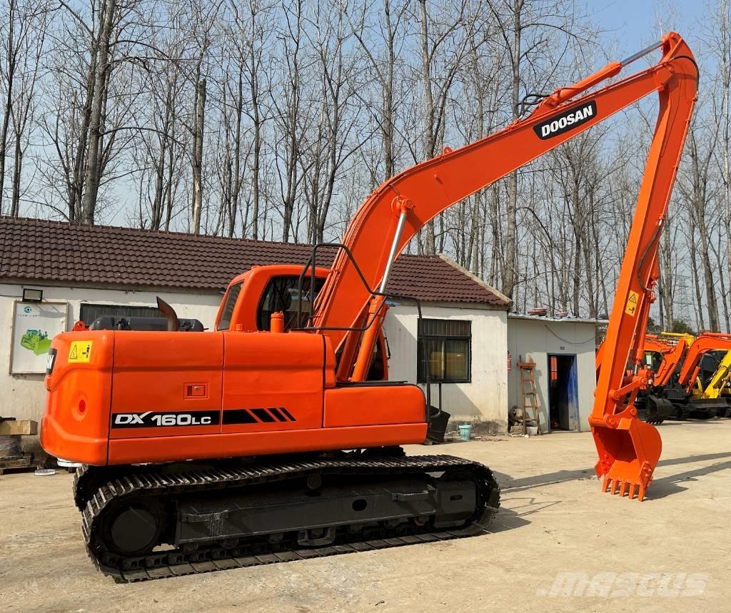Doosan DX160LC Гусеничные экскаваторы