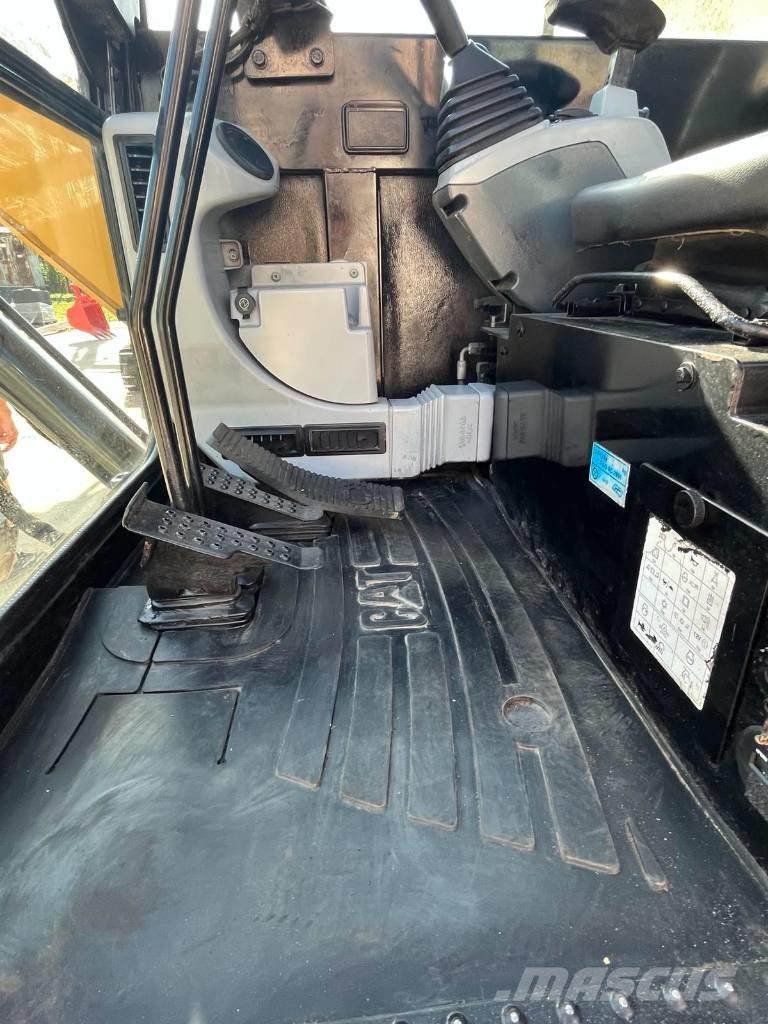 CAT 305.5 E2 Мини-экскаваторы