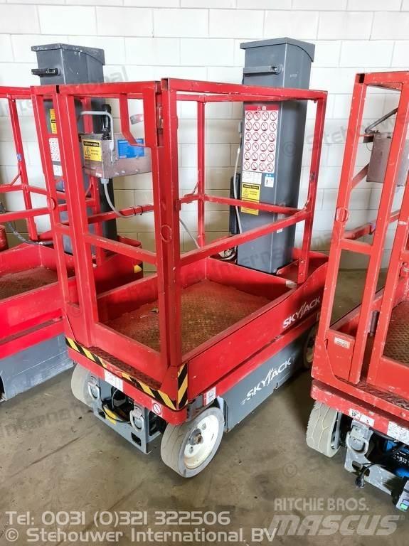 SkyJack SJ12 Разные подъемники и вышки