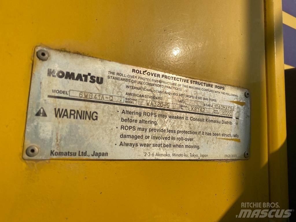 Komatsu WA 320-5 Фронтальные погрузчики
