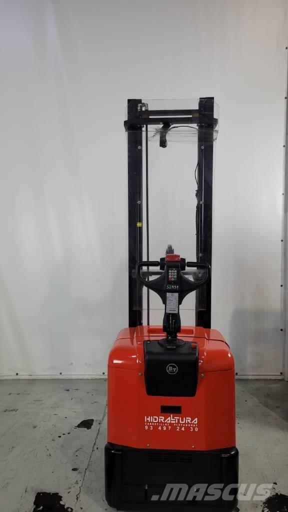 BT SPE 125 Самоходные электроштабелёры