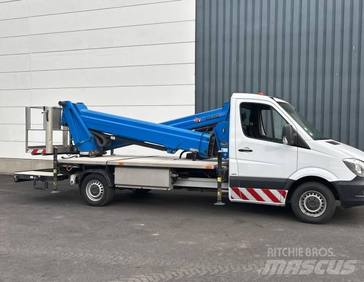 VERSALIFT VTX-240 Автовышки