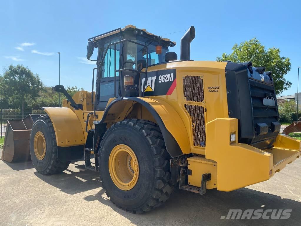 CAT 962 M Фронтальные погрузчики