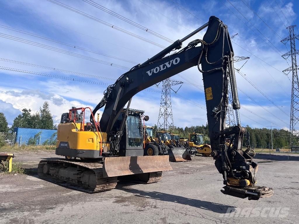 Volvo ECR 235 E Гусеничные экскаваторы