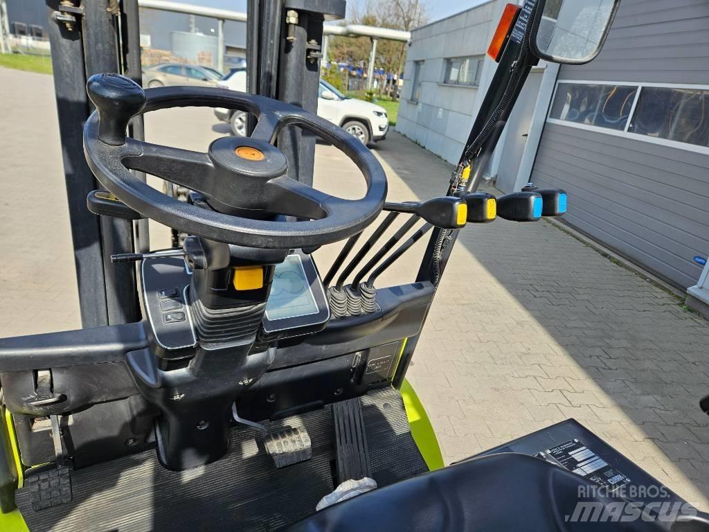 Clark EPX32i Электропогрузчики