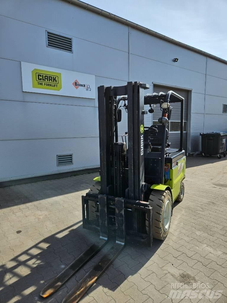 Clark EPX32i Электропогрузчики