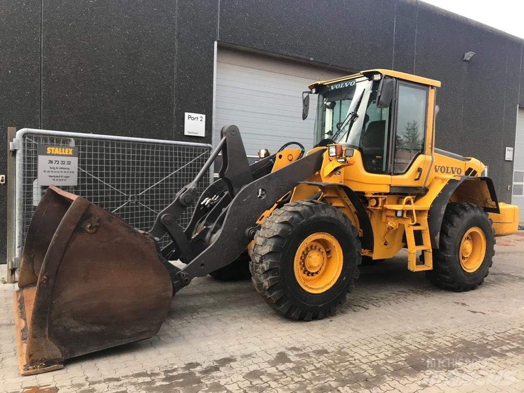 Volvo L90F Фронтальные погрузчики