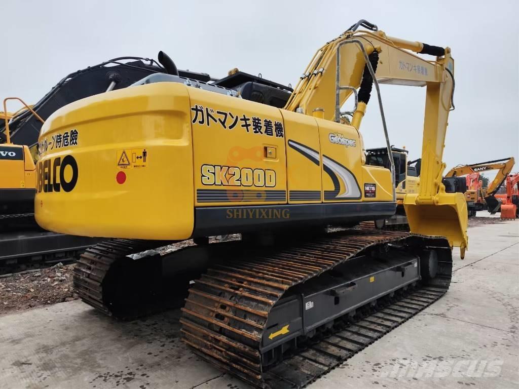 Kobelco SK 200 Гусеничные экскаваторы