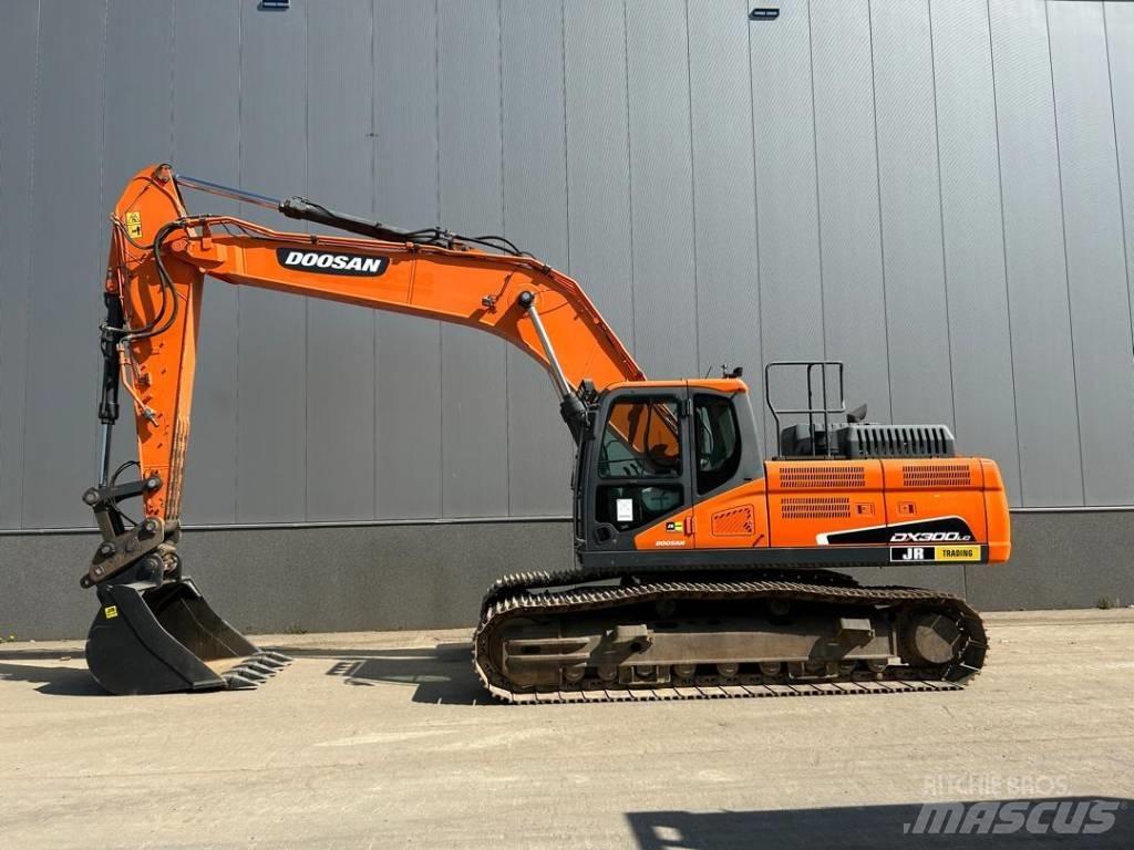 Doosan DX 300 LC-5 Гусеничные экскаваторы