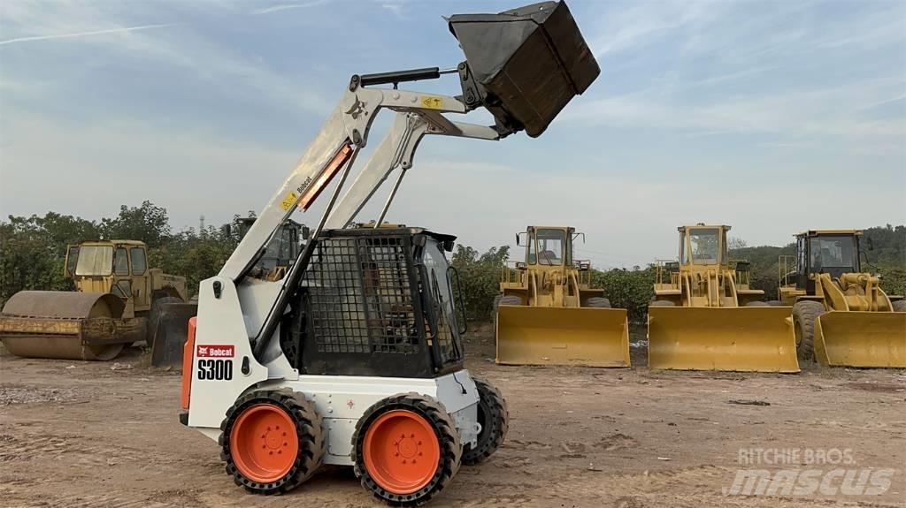 Bobcat S 300 Мини-погрузчики