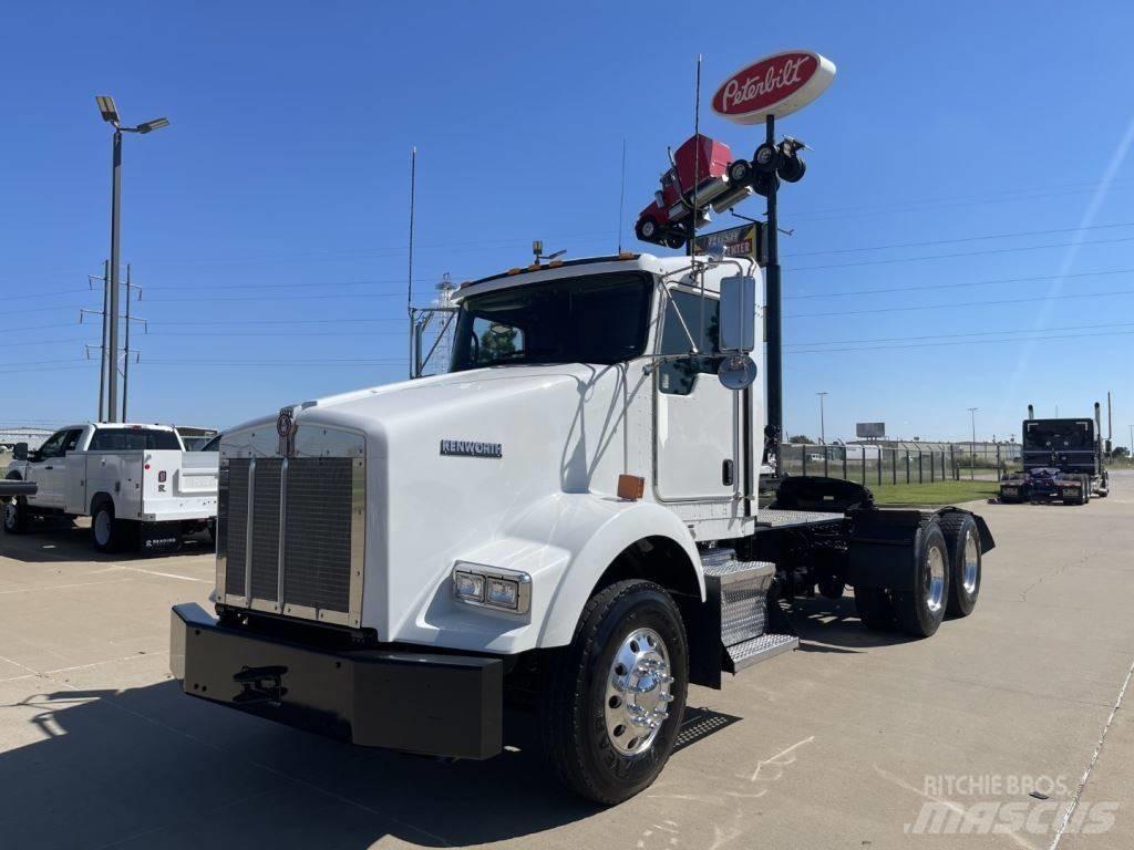 Kenworth T 800 Седельные тягачи