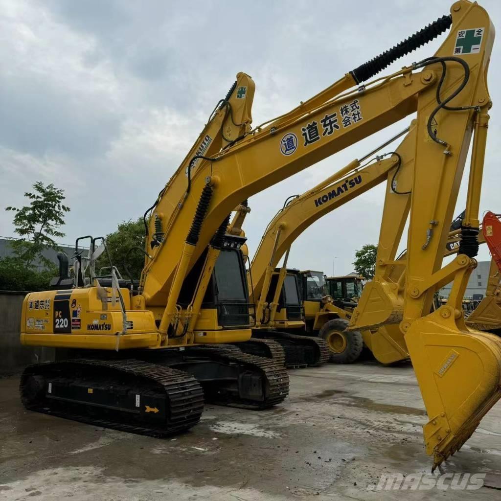 Komatsu PC 220-8 Гусеничные экскаваторы