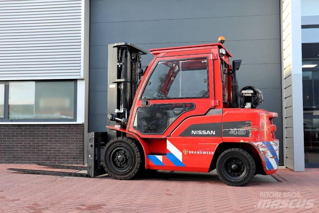 Nissan J1F4A45LY Газовые погрузчики