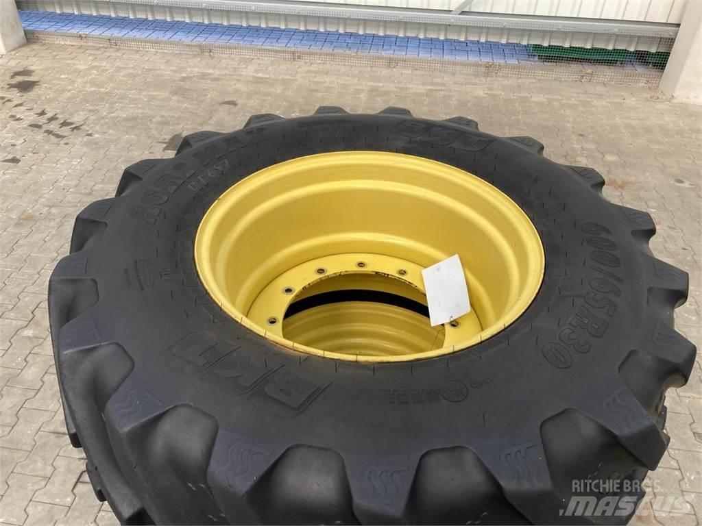 BKT 600/65R30 Шины и колёса