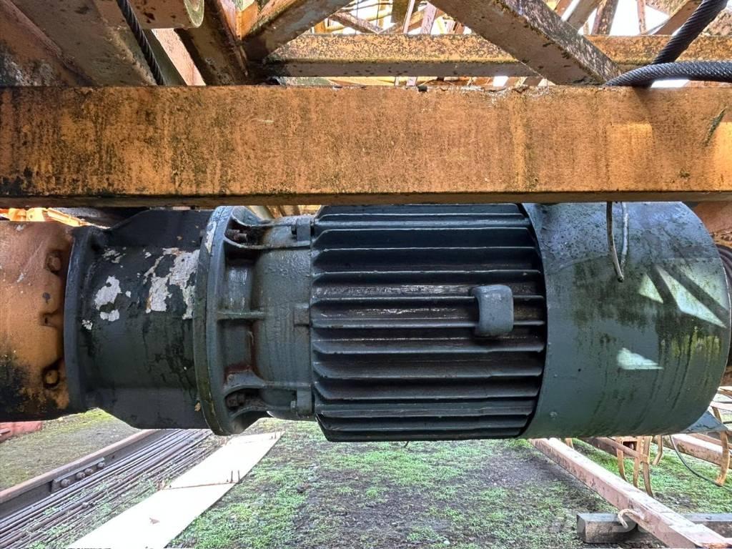 Liebherr 88 K Запчасти для кранов