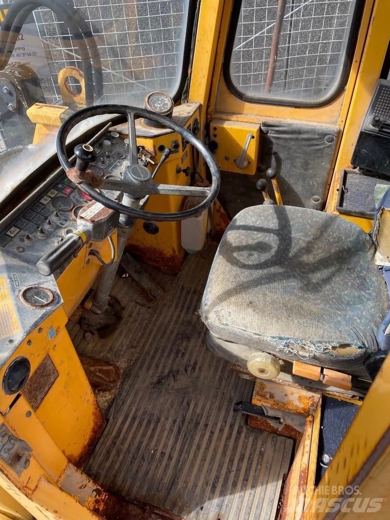 Volvo 4300 Фронтальные погрузчики