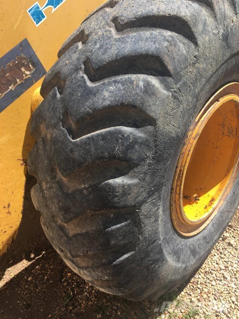 Kawasaki 65 Z IV Фронтальные погрузчики