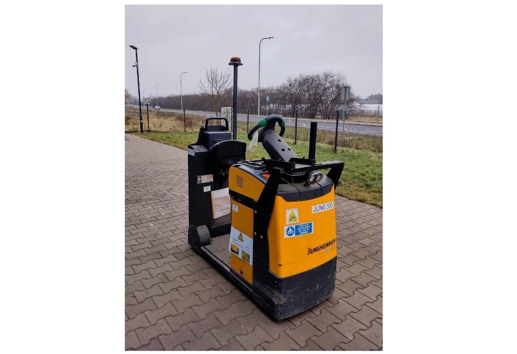 Jungheinrich EZS 130 Складские электротягачи