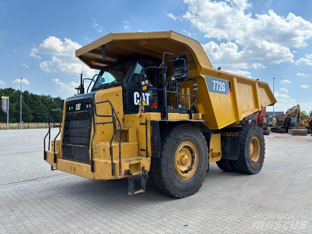 CAT 772G Карьерные самосвалы