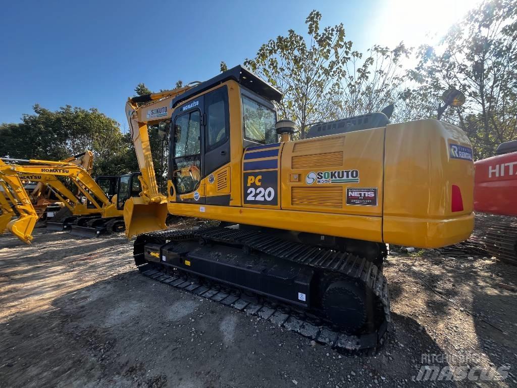 Komatsu PC 220-8 Гусеничные экскаваторы
