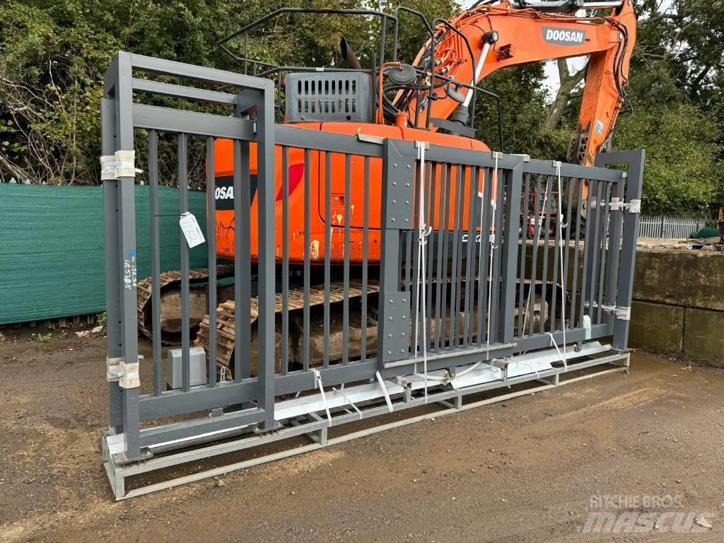 GATES 20FOOT Строительная техника - Другие