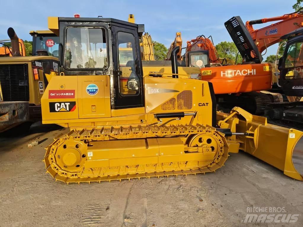 CAT D 5 K Гусеничные бульдозеры