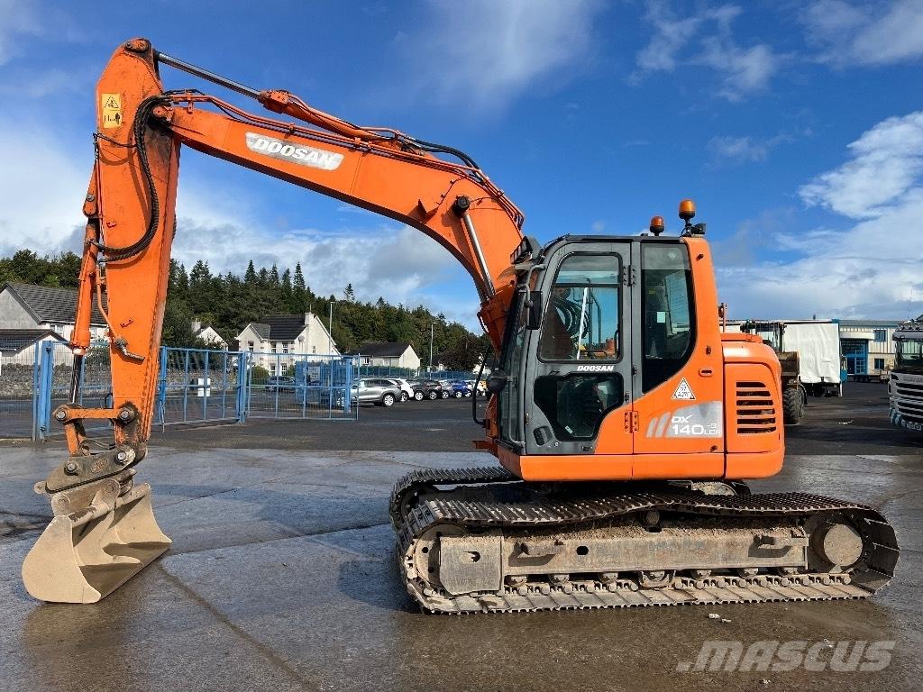 Doosan DX140 LCR-3 Гусеничные экскаваторы