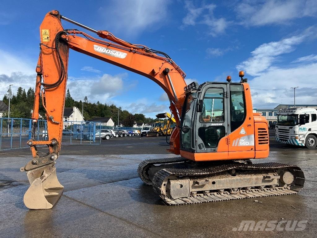 Doosan DX140 LCR-3 Гусеничные экскаваторы
