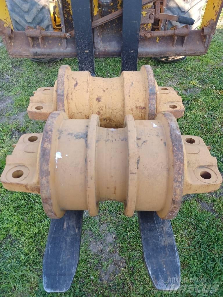 Komatsu D 155 Гусеницы и цепи