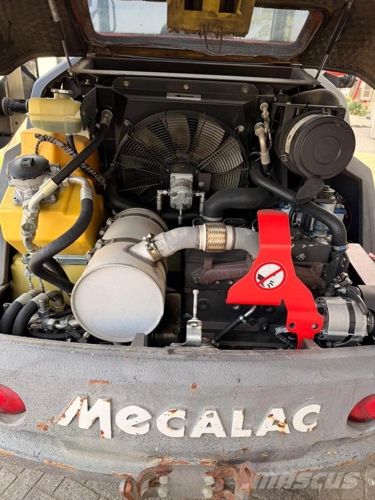 Mecalac AS700 Фронтальные погрузчики