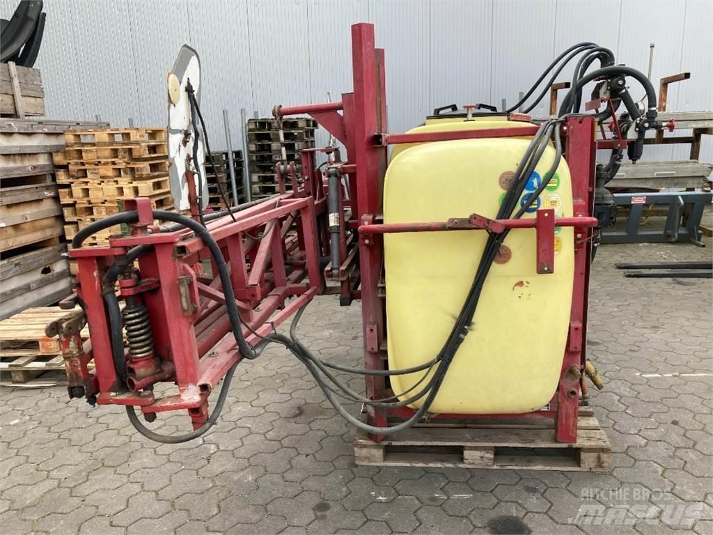 Hardi LX 1000 Ltr Прицепные опрыскиватели