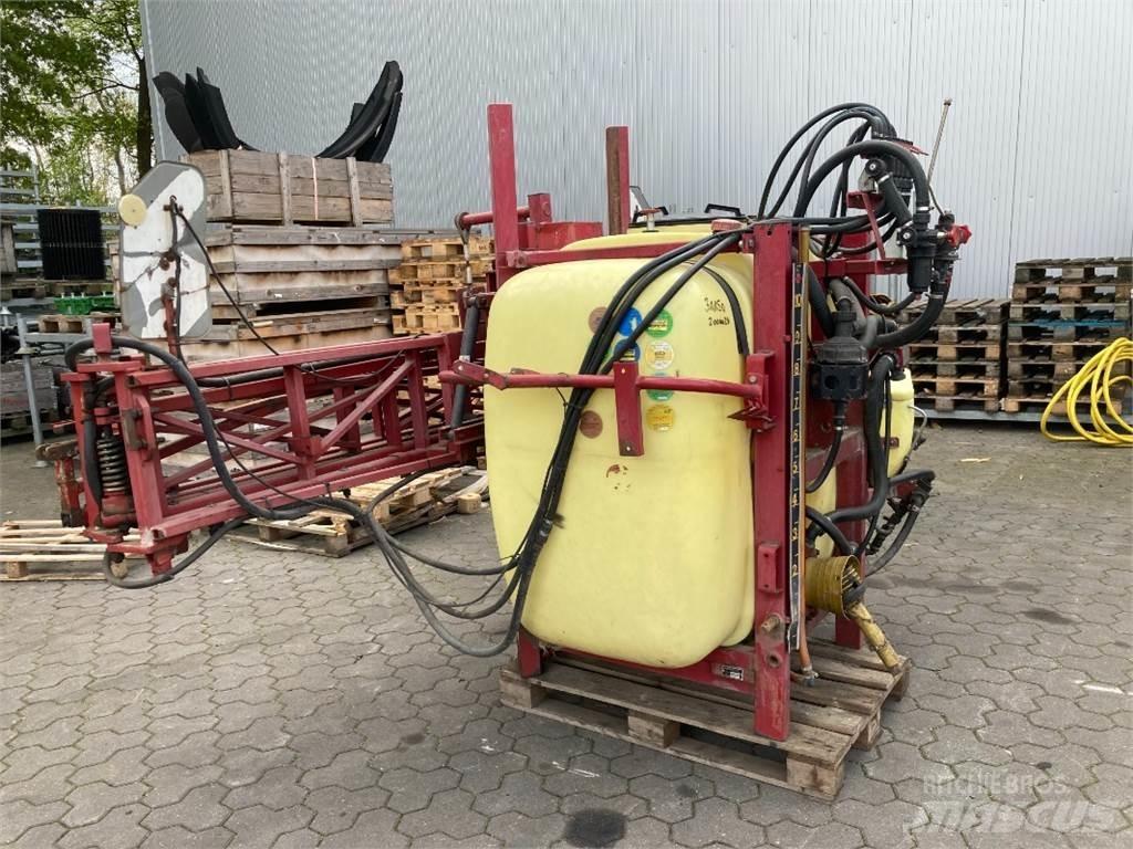 Hardi LX 1000 Ltr Прицепные опрыскиватели