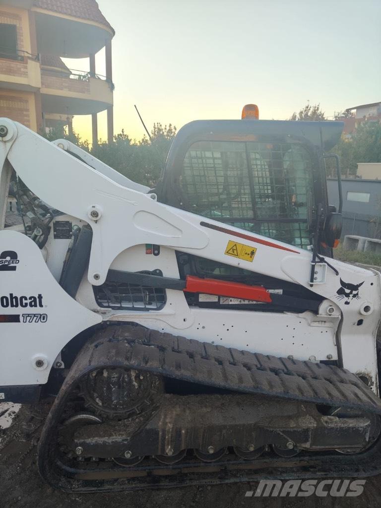 Bobcat T 770 Гусеничные фронтальные погрузчики