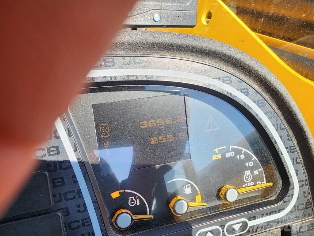 JCB 540-180 Телескопические погрузчики